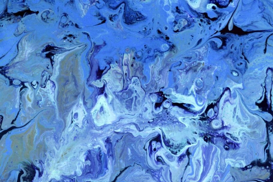 Foto di Landiva Weber: https://www.pexels.com/it-it/foto/arte-astratta-in-marmo-fluido-blu-e-bianco-33184181/