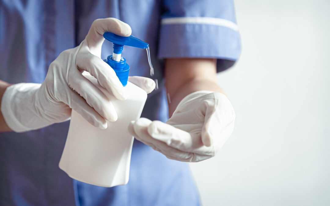 Infezioni ospedaliere: in vigore la nuova normativa sull’uso di disinfettanti, ma i farmaci potrebbero scarseggiare